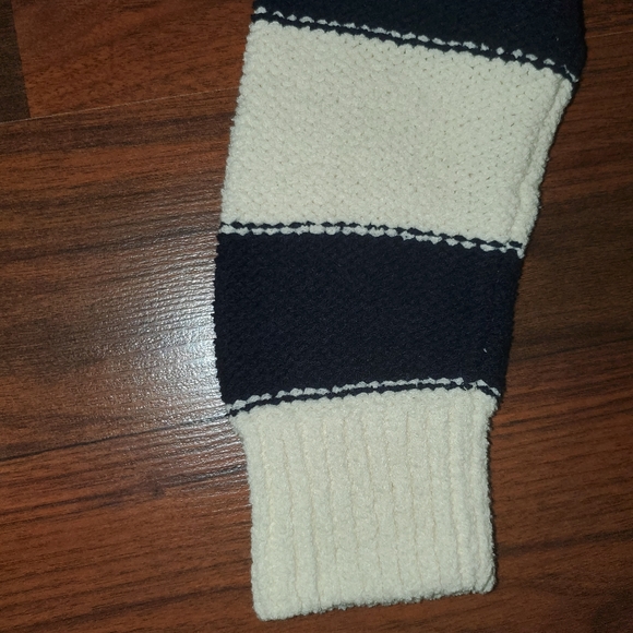 LOFT split neck sweater - Picture 6 of 6